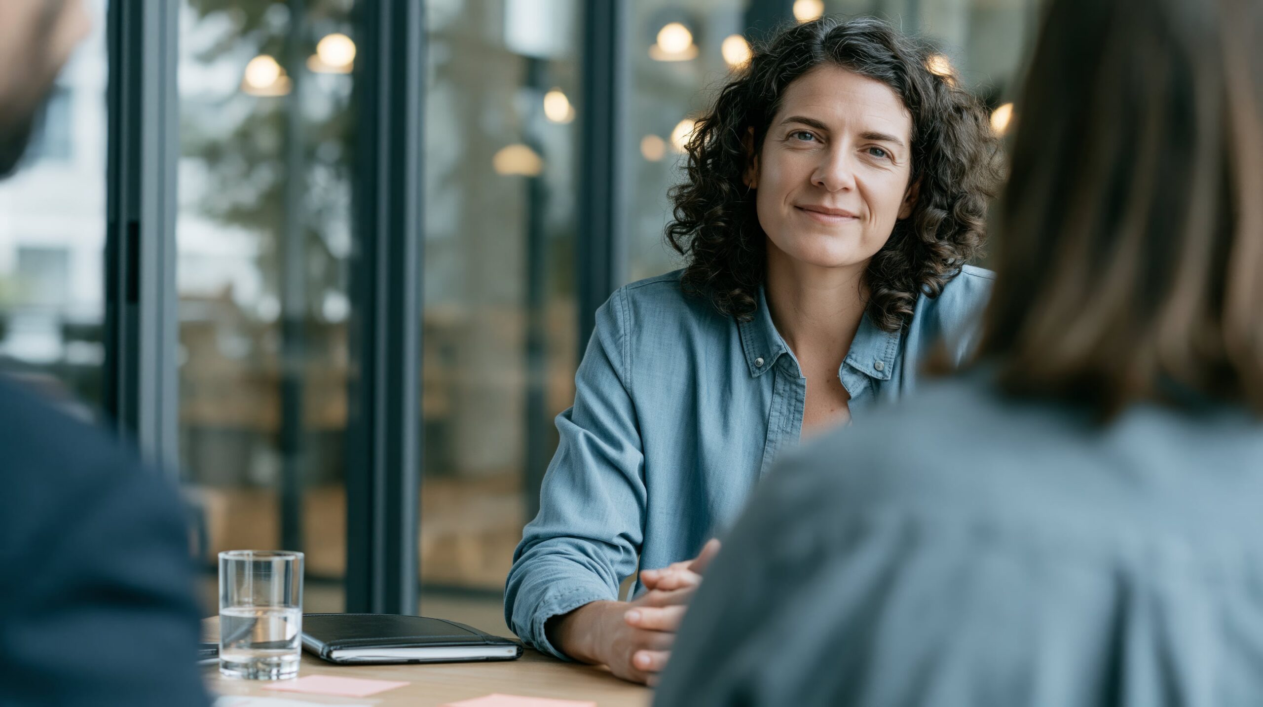 Vertrauliches Beratungsgespräch bei DERAD